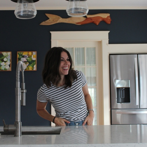 Meet your Posher, Rita - Picture 1 of 1